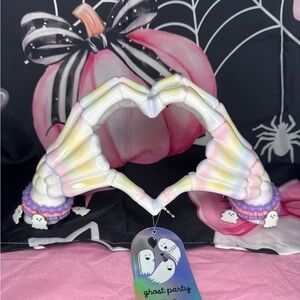 NEW Ghost Party Halloween Pastel Skeleton Heart Hands